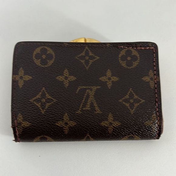 Authenticated Louis Vuitton Viennois vintage wallet - Picture 11 of 15